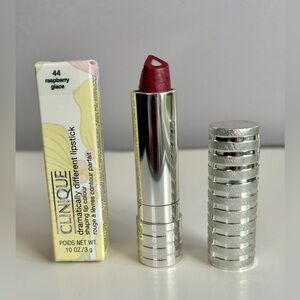 Clinique Dramatically Different Lipstick in Raspberry Glace New in Box